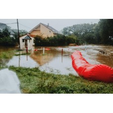 Voda ve sklepě po přívalovém dešti: Co dělat? – Příčiny, nouzový